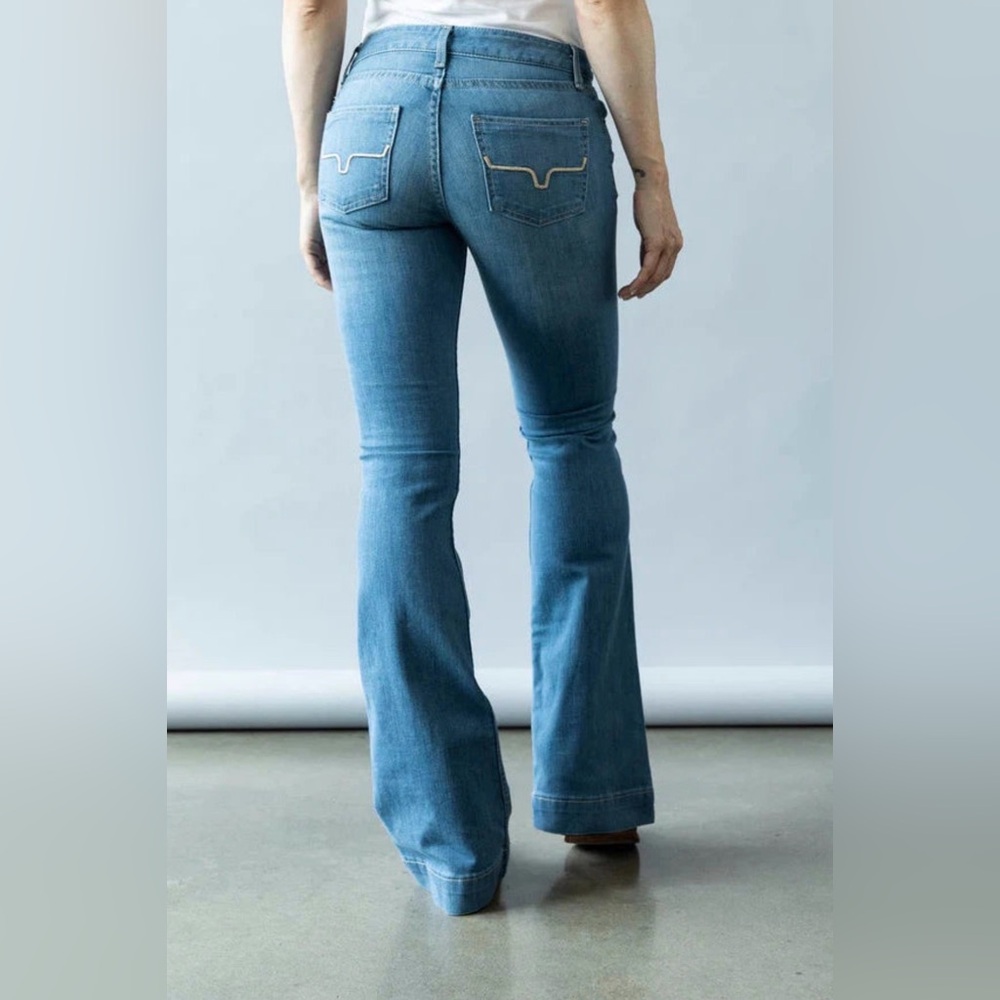 Kimes Women’s Lola SoHo Fade Mid Rise Trouser Jeans